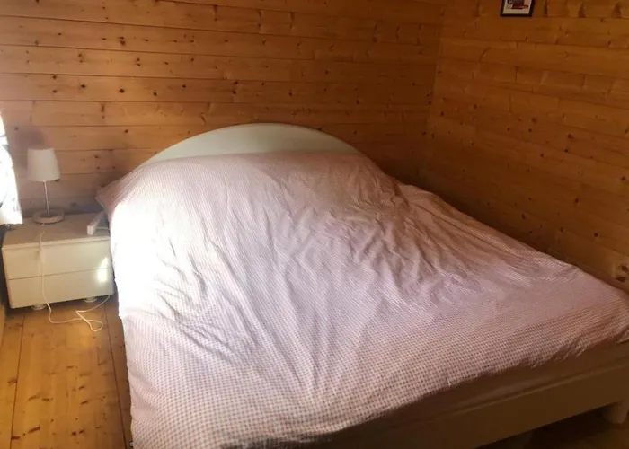 Ferienhaus - Sleeps Up To 6 & Hot Tub