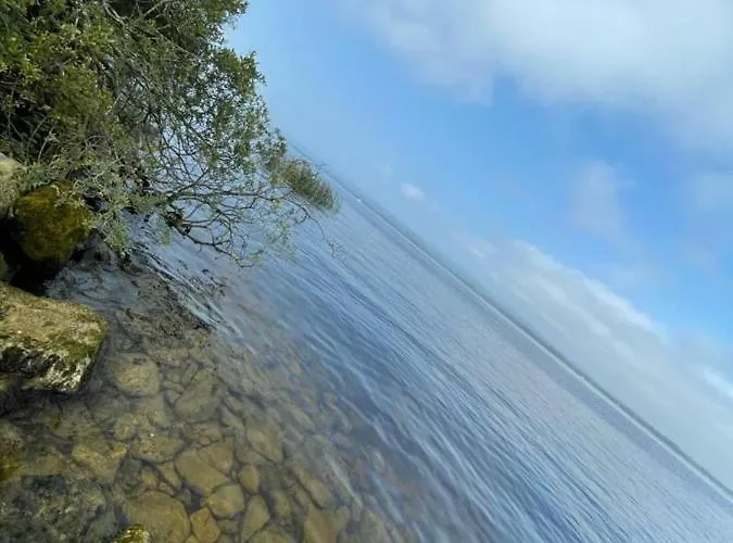 - Sleeps Up To 6 & Hot Tub *